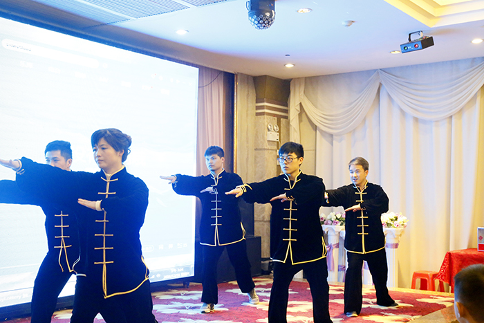 Gossip martial arts performance