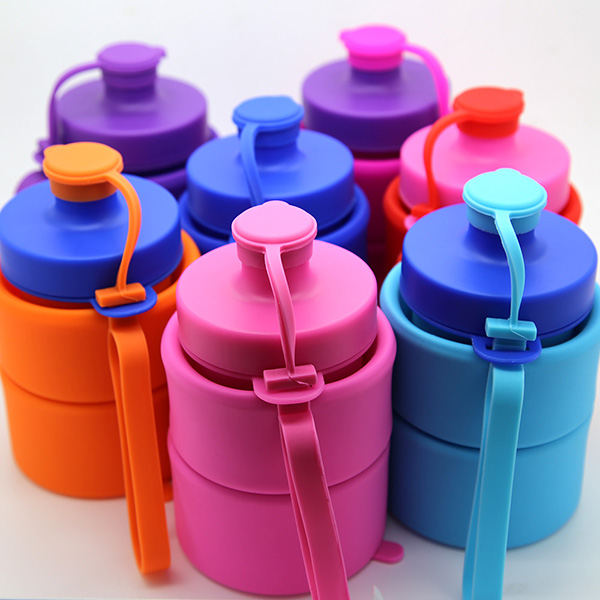 Portable foldable sports bottle for Gym,BPA free.